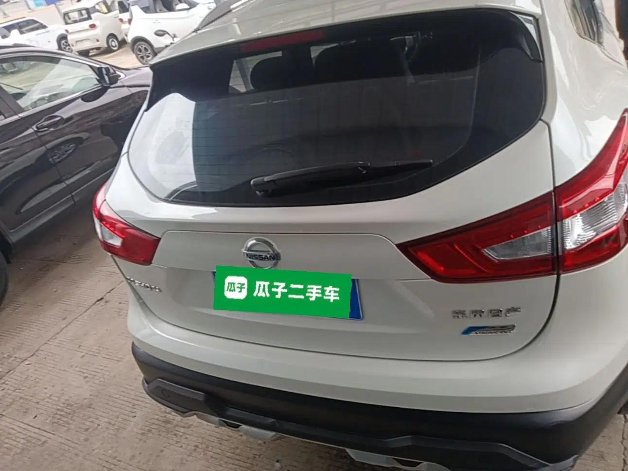 Nissan Qashqai 2017 2.0L CVT Elite Edition China V Standard — миниатюра 5