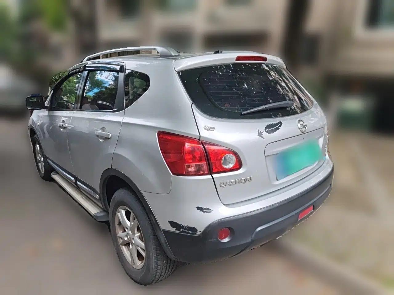 Nissan Qashqai 2012 2.0 XL Fire CVT 2WD — миниатюра 4