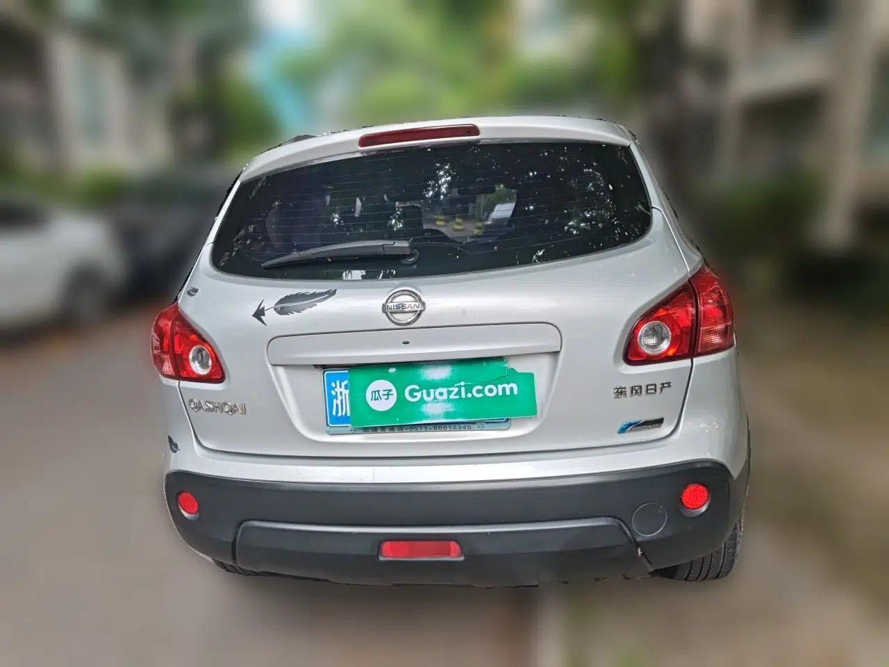 Nissan Qashqai 2012 2.0 XL Fire CVT 2WD — миниатюра 5