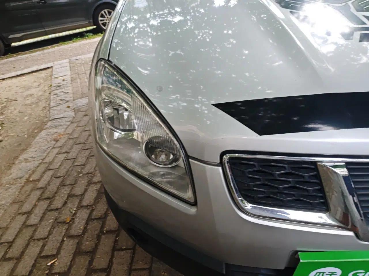 Nissan Qashqai 2012 2.0 XL Fire CVT 2WD — миниатюра 7