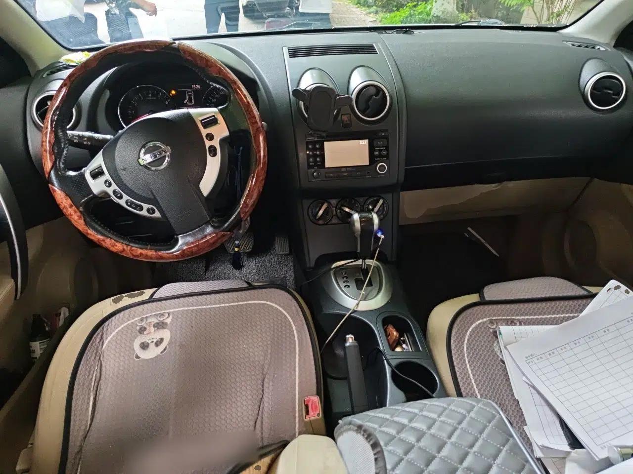 Nissan Qashqai 2012 2.0 XL Fire CVT 2WD — миниатюра 10