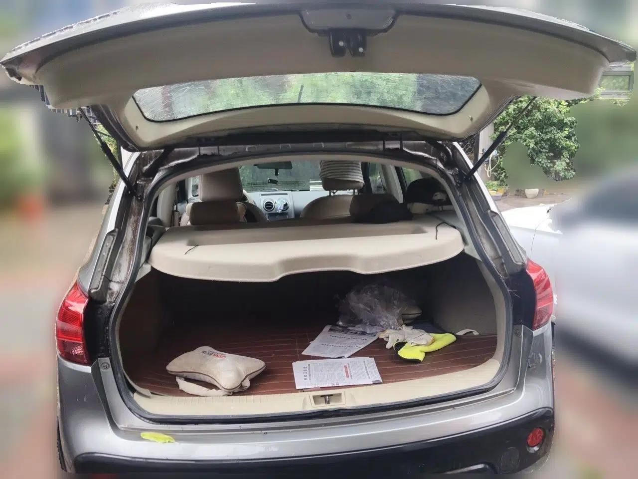 Nissan Qashqai 2011 2.0 XL Fire CVT 2WD — миниатюра 20
