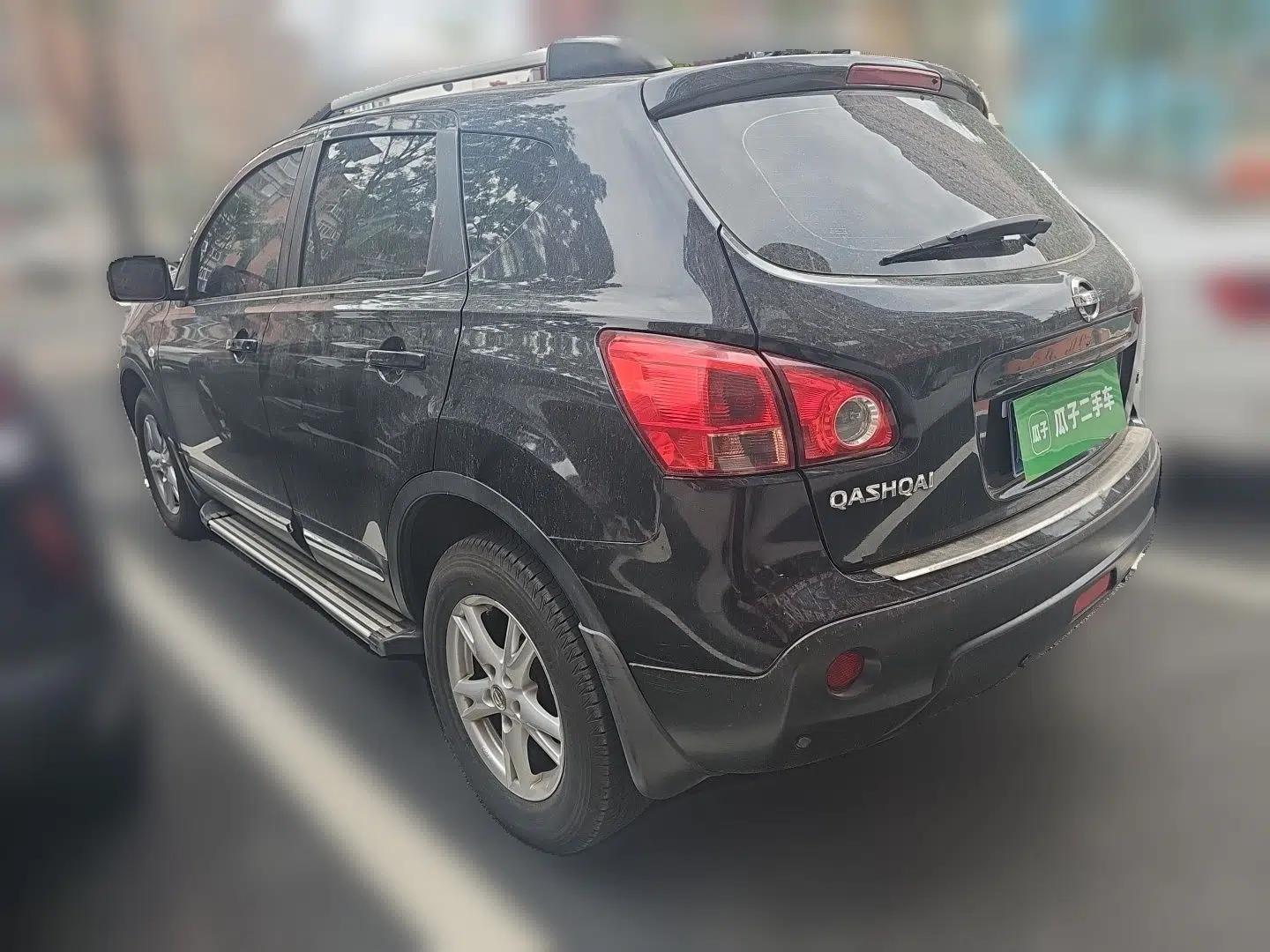 Nissan Qashqai 2011 2.0 XL Fire 6MT 2WD — миниатюра 4