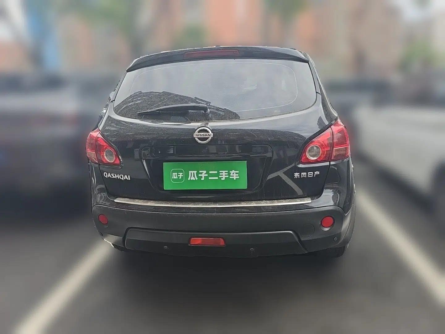 Nissan Qashqai 2011 2.0 XL Fire 6MT 2WD — миниатюра 5