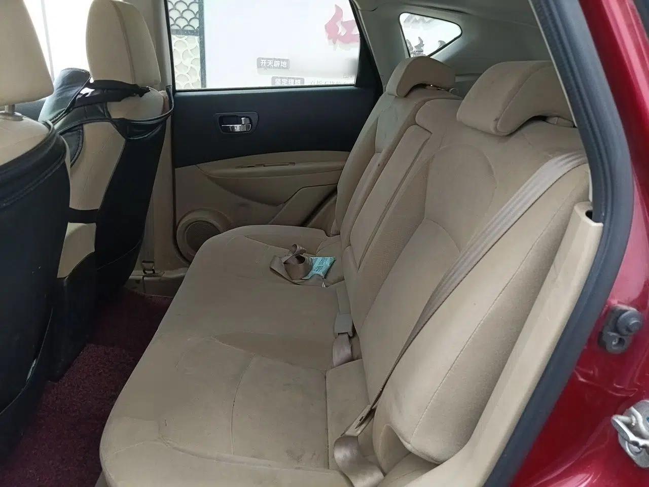 Nissan Qashqai 2012 2.0 XL Fire CVT 2WD — миниатюра 18