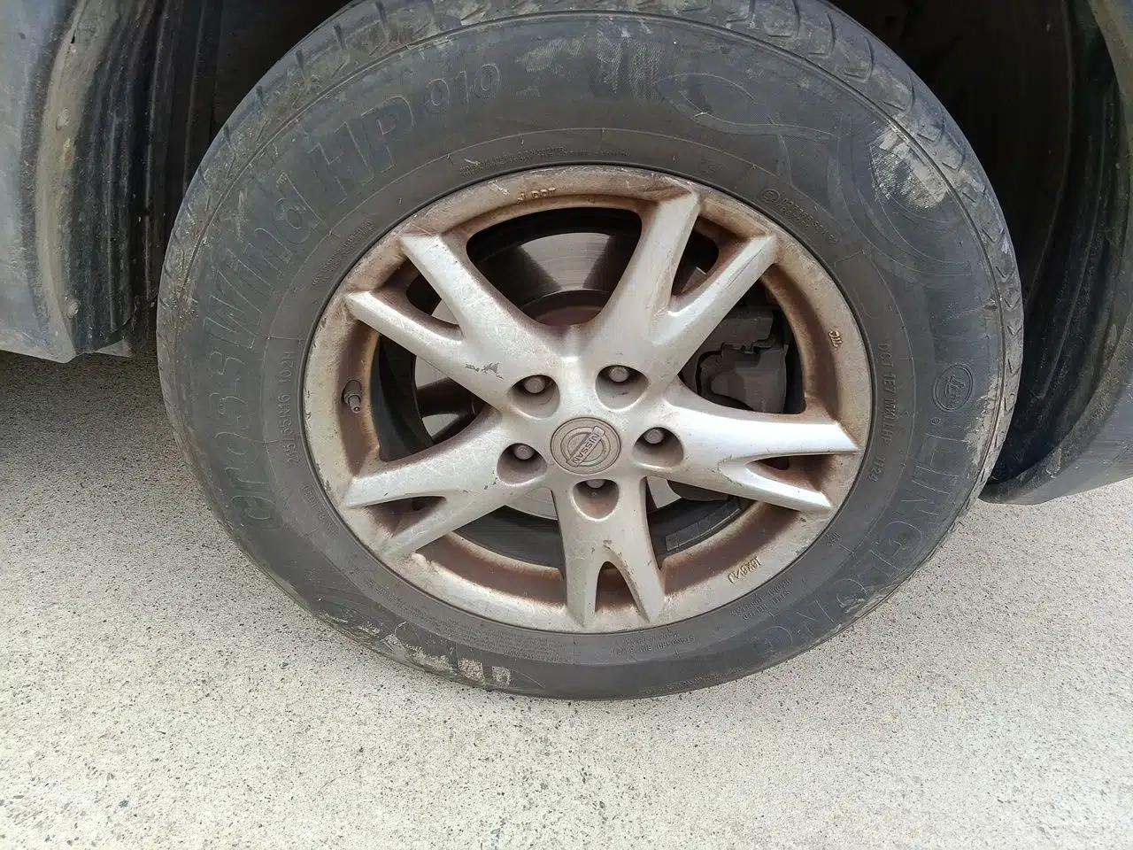 Nissan Qashqai 2012 2.0 XL Fire CVT 2WD — миниатюра 8