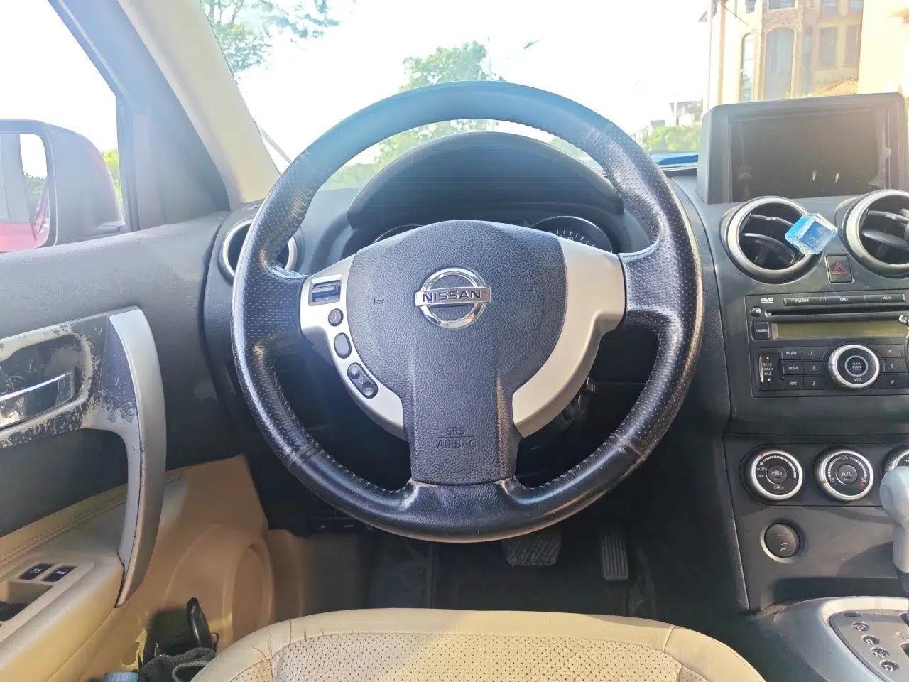 Nissan Qashqai 2011 2.0 XV Lea CVT 2WD — миниатюра 11