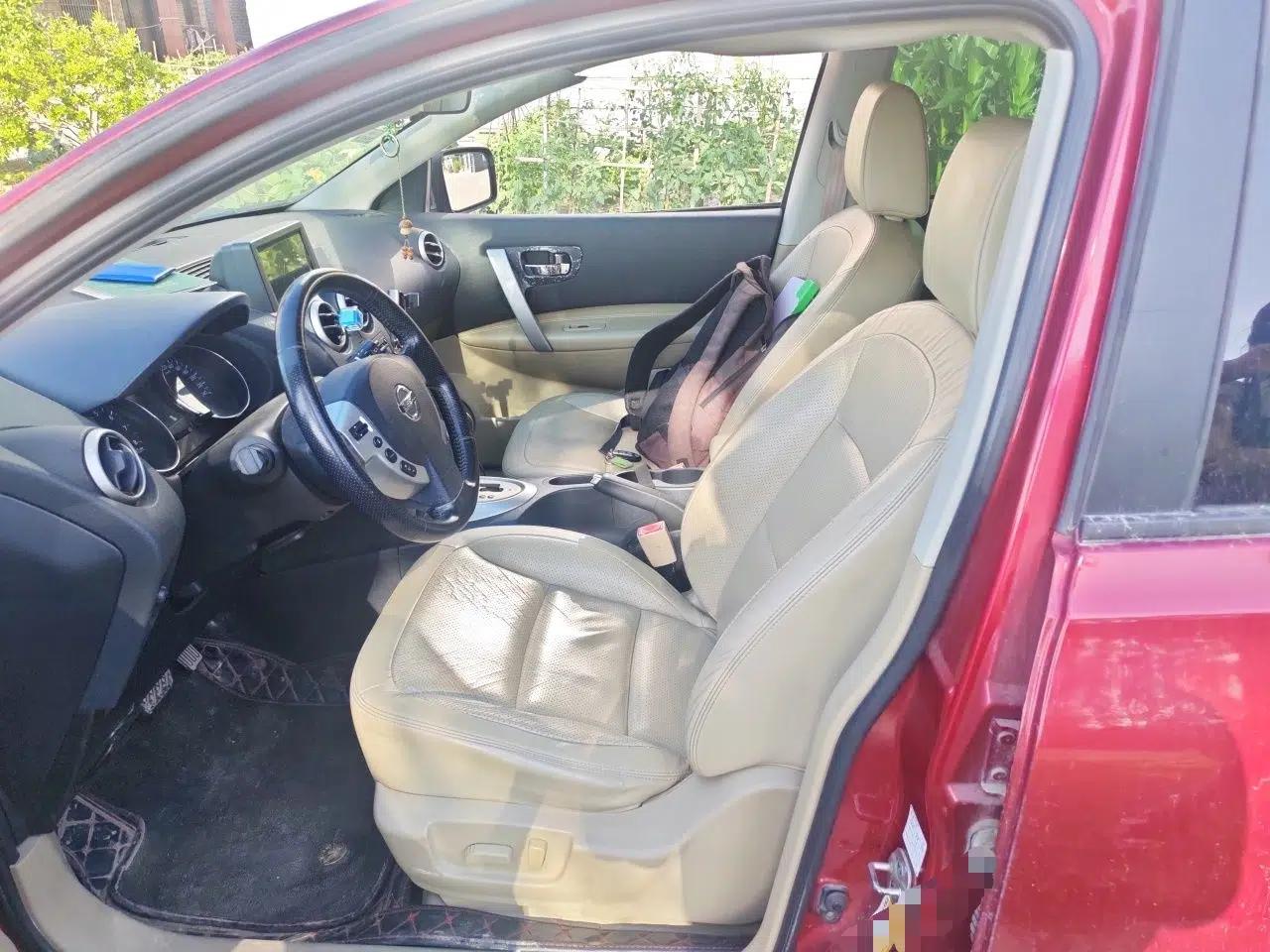 Nissan Qashqai 2011 2.0 XV Lea CVT 2WD — миниатюра 16