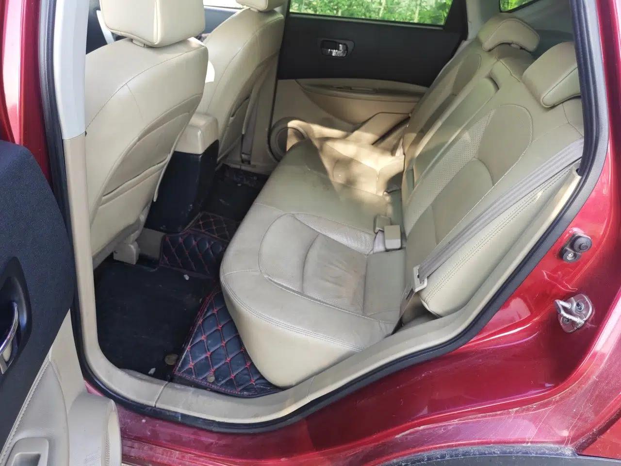 Nissan Qashqai 2011 2.0 XV Lea CVT 2WD — миниатюра 18