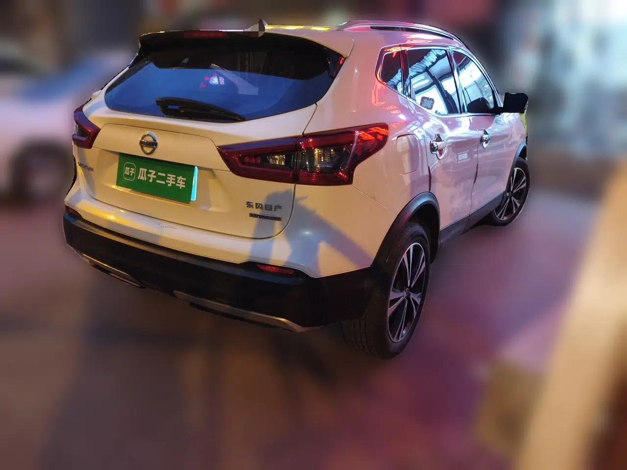 Nissan Qashqai 2019 2.0L CVT Luxury Edition — миниатюра 4
