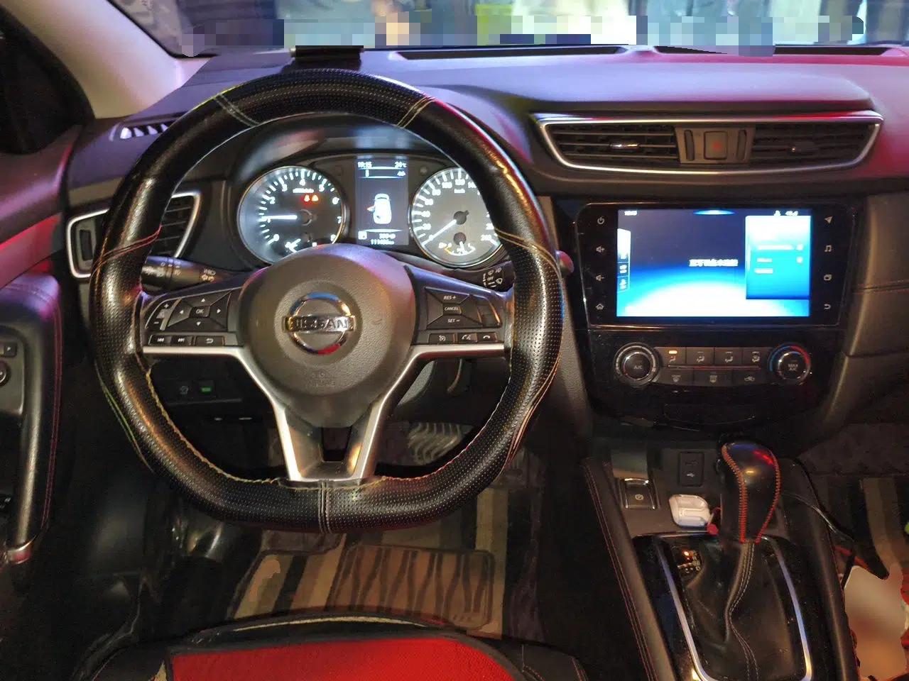 Nissan Qashqai 2019 2.0L CVT Luxury Edition — миниатюра 10