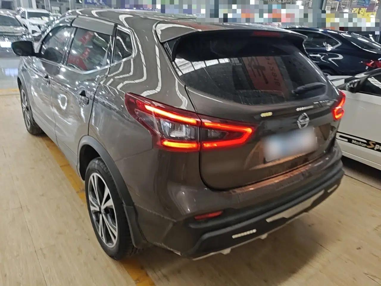 Nissan Qashqai 2019 2.0L CVT Luxury Edition — миниатюра 4
