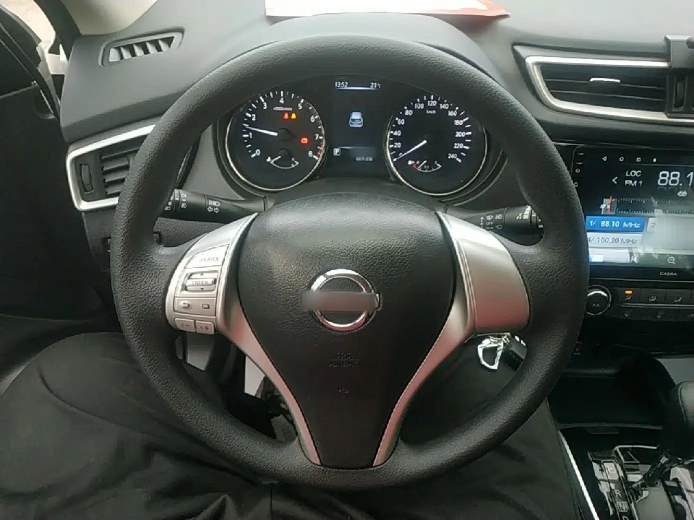 Nissan Qashqai 2016 2.0L CVT Elite Edition — миниатюра 14