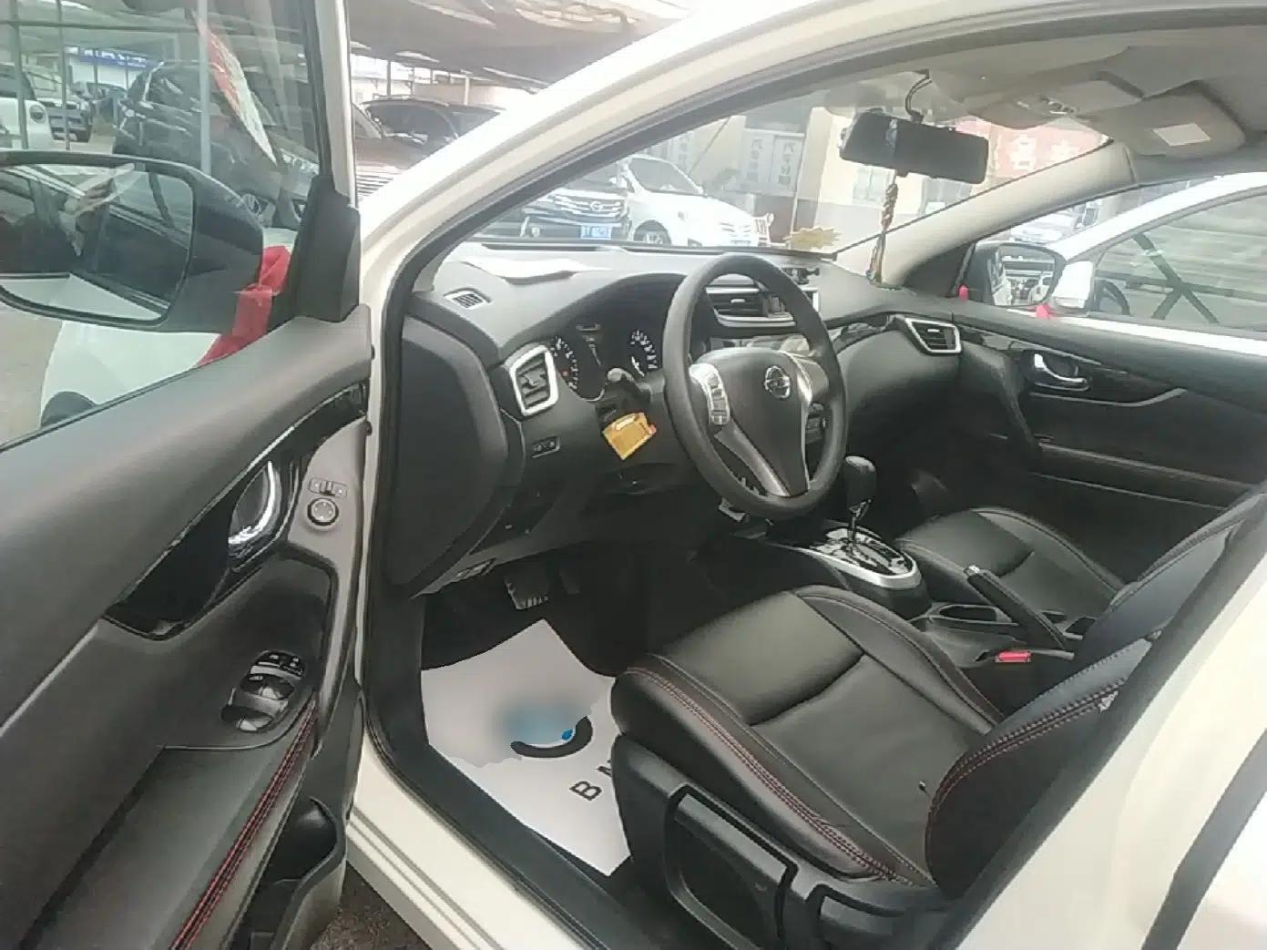Nissan Qashqai 2016 2.0L CVT Elite Edition — миниатюра 19