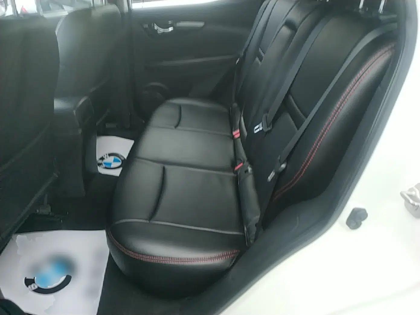 Nissan Qashqai 2016 2.0L CVT Elite Edition — миниатюра 20