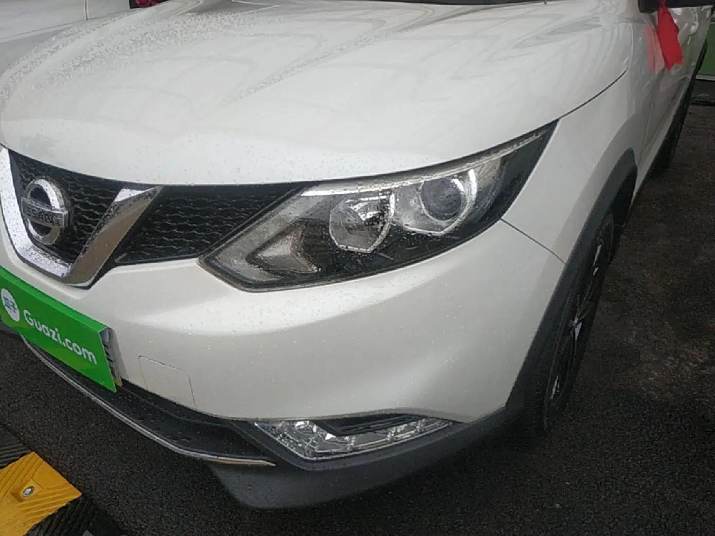Nissan Qashqai 2016 2.0L CVT Elite Edition — миниатюра 9