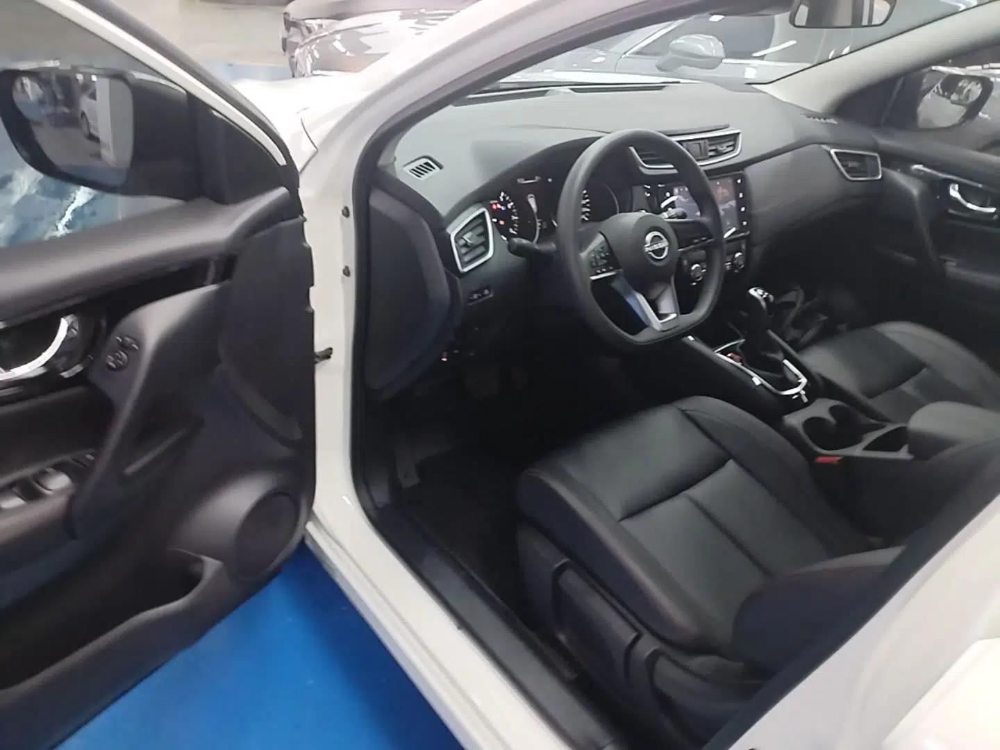 Nissan Qashqai 2023 Classic 2.0L CVT XV Comfort Edition — миниатюра 19