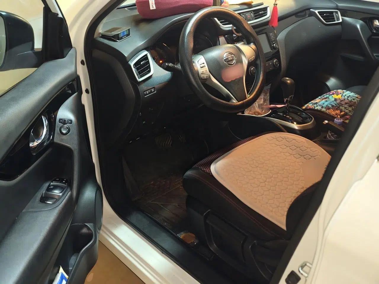 Nissan Qashqai 2017 2.0L CVT Elite Edition China VI Standard — миниатюра 17