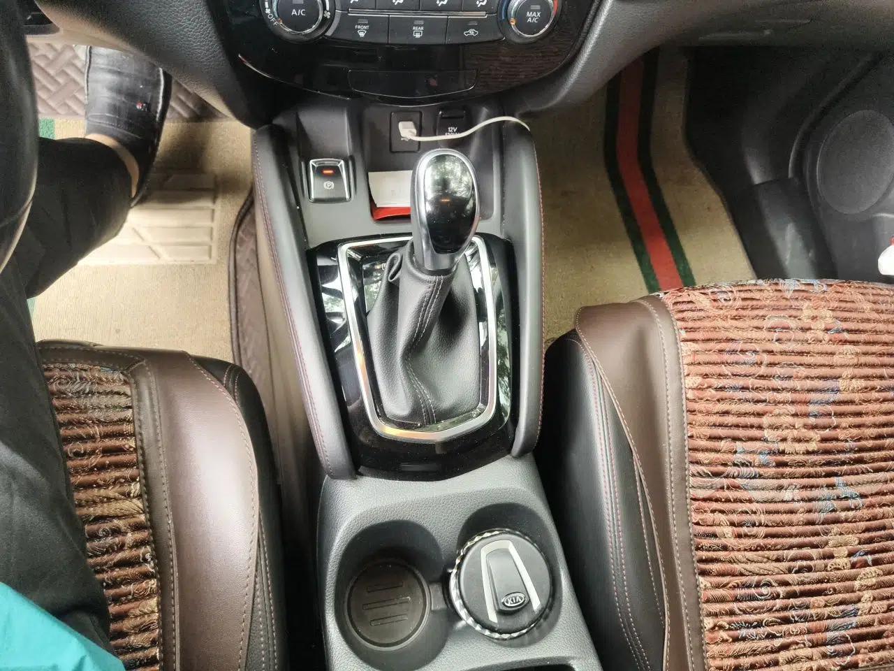 Nissan Qashqai 2019 2.0L CVT Luxury Edition — миниатюра 15