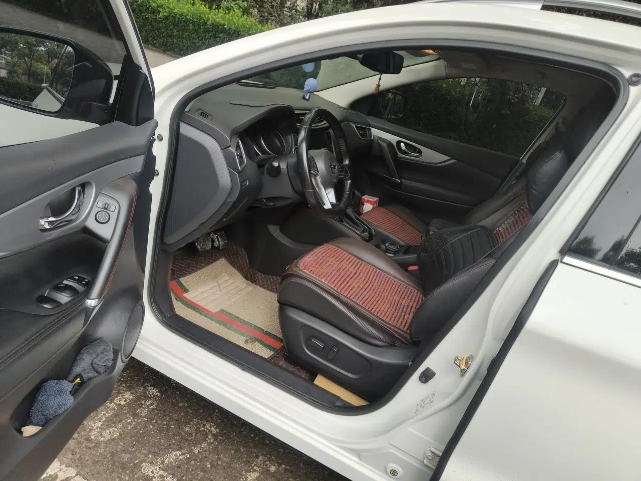Nissan Qashqai 2019 2.0L CVT Luxury Edition — миниатюра 17