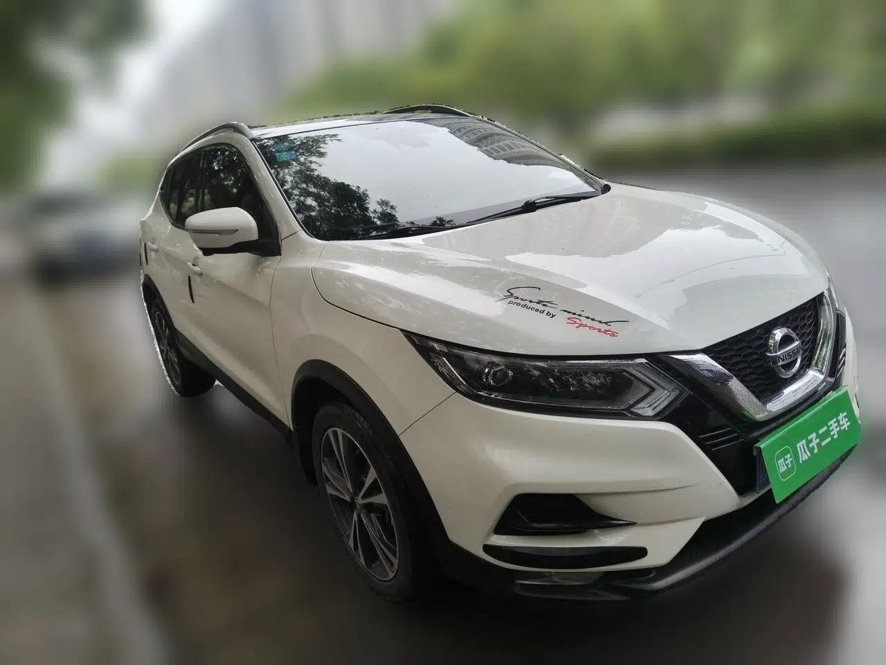 Nissan Qashqai 2019 2.0L CVT Luxury Edition — миниатюра 3