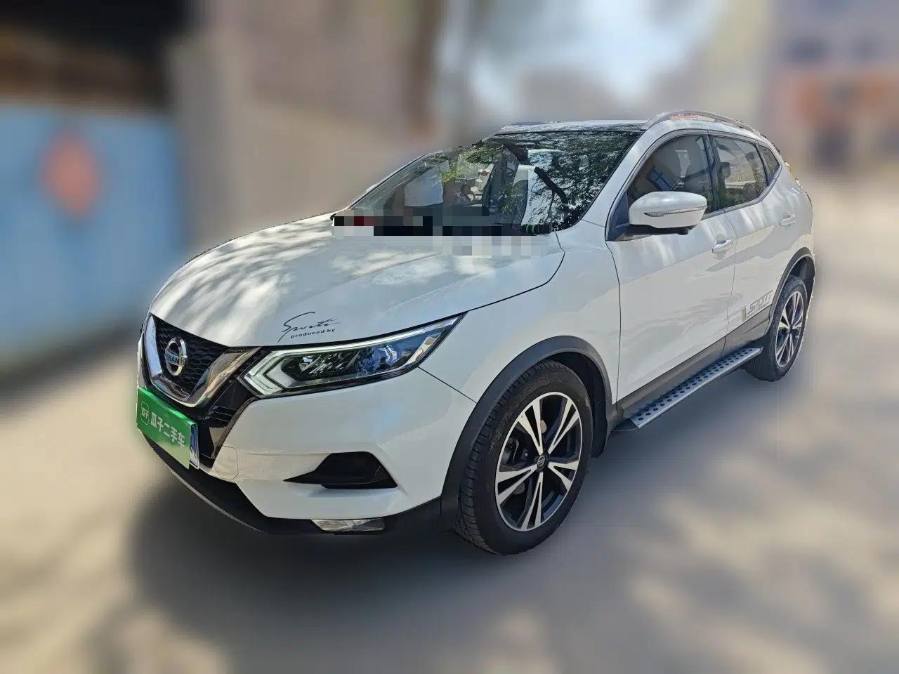 Nissan Qashqai 2019 2.0L CVT Luxury Edition — миниатюра 1