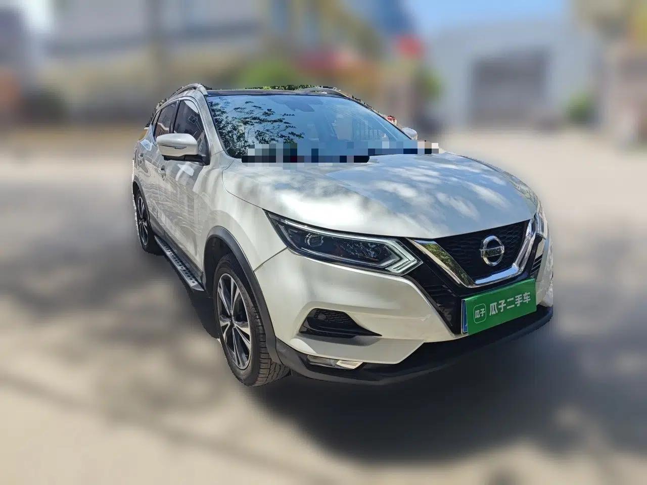 Nissan Qashqai 2019 2.0L CVT Luxury Edition — миниатюра 3