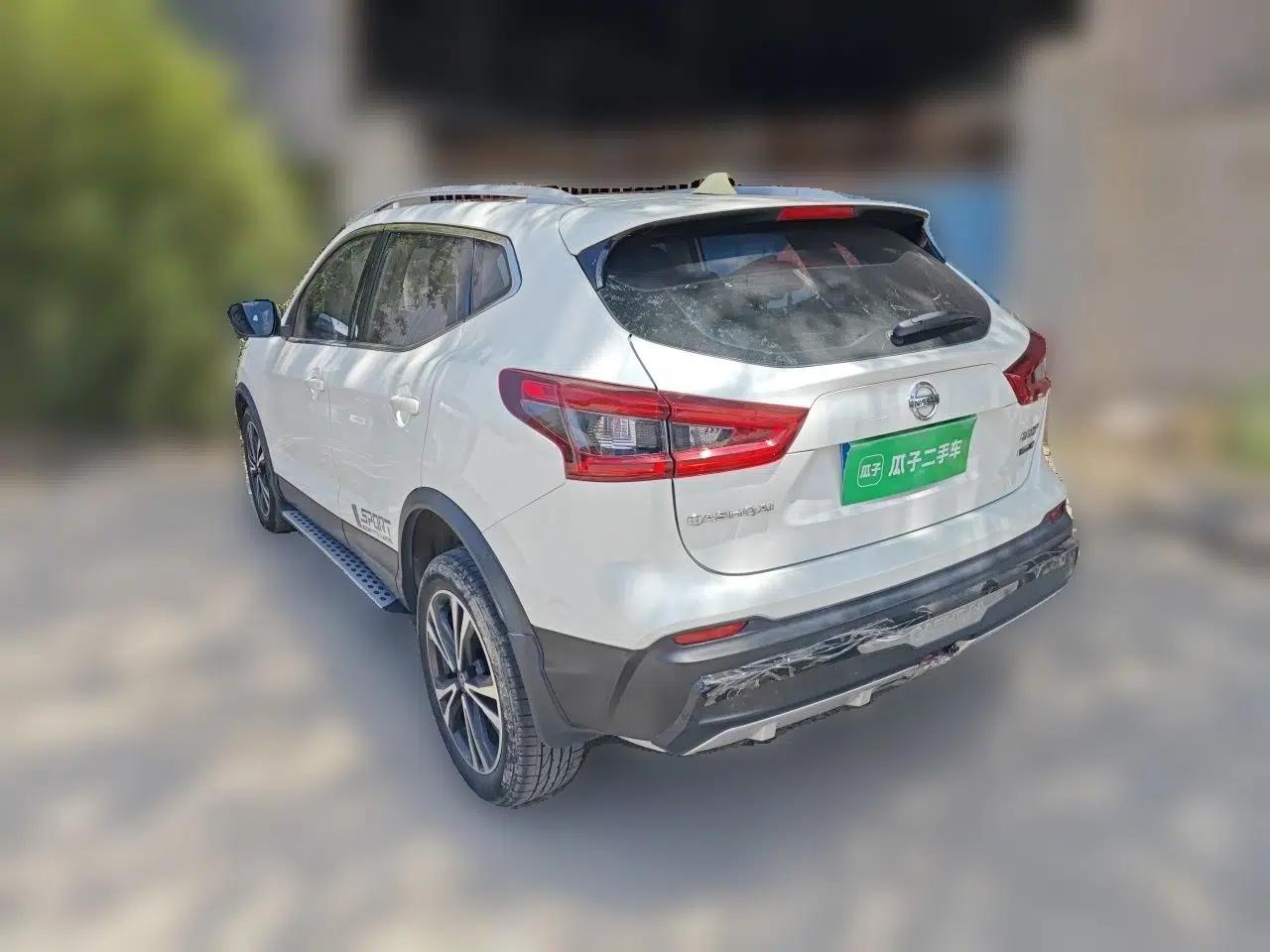 Nissan Qashqai 2019 2.0L CVT Luxury Edition — миниатюра 4