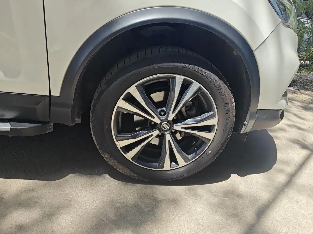 Nissan Qashqai 2019 2.0L CVT Luxury Edition — миниатюра 8