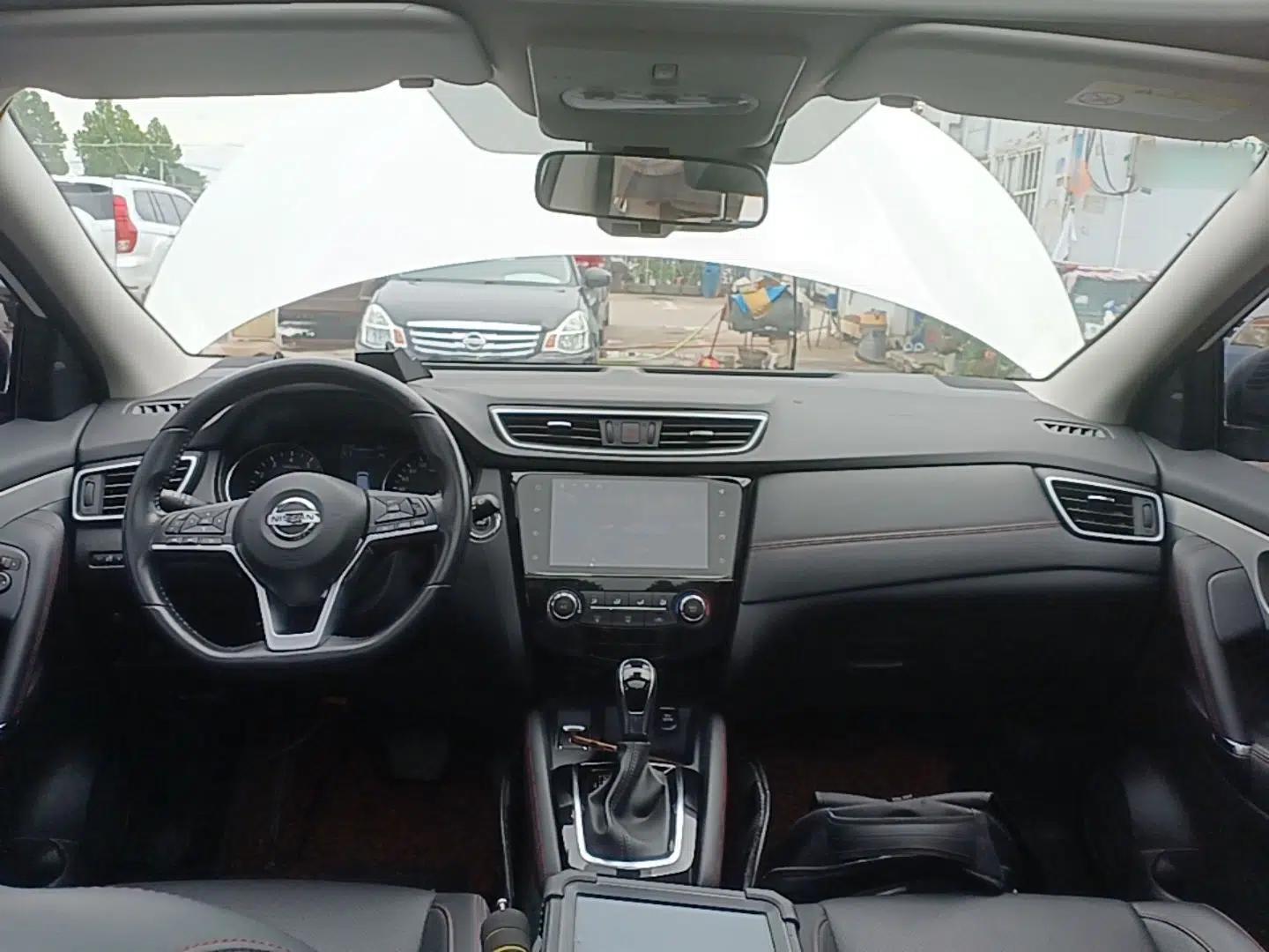 Nissan Qashqai 2021 2.0L CVT Luxury Edition — миниатюра 13