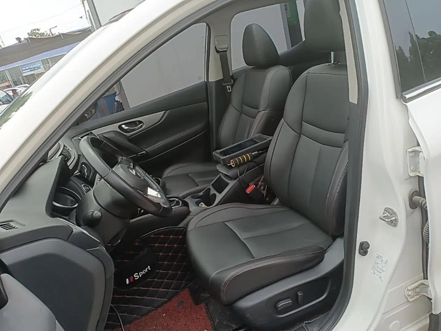Nissan Qashqai 2021 2.0L CVT Luxury Edition — миниатюра 18