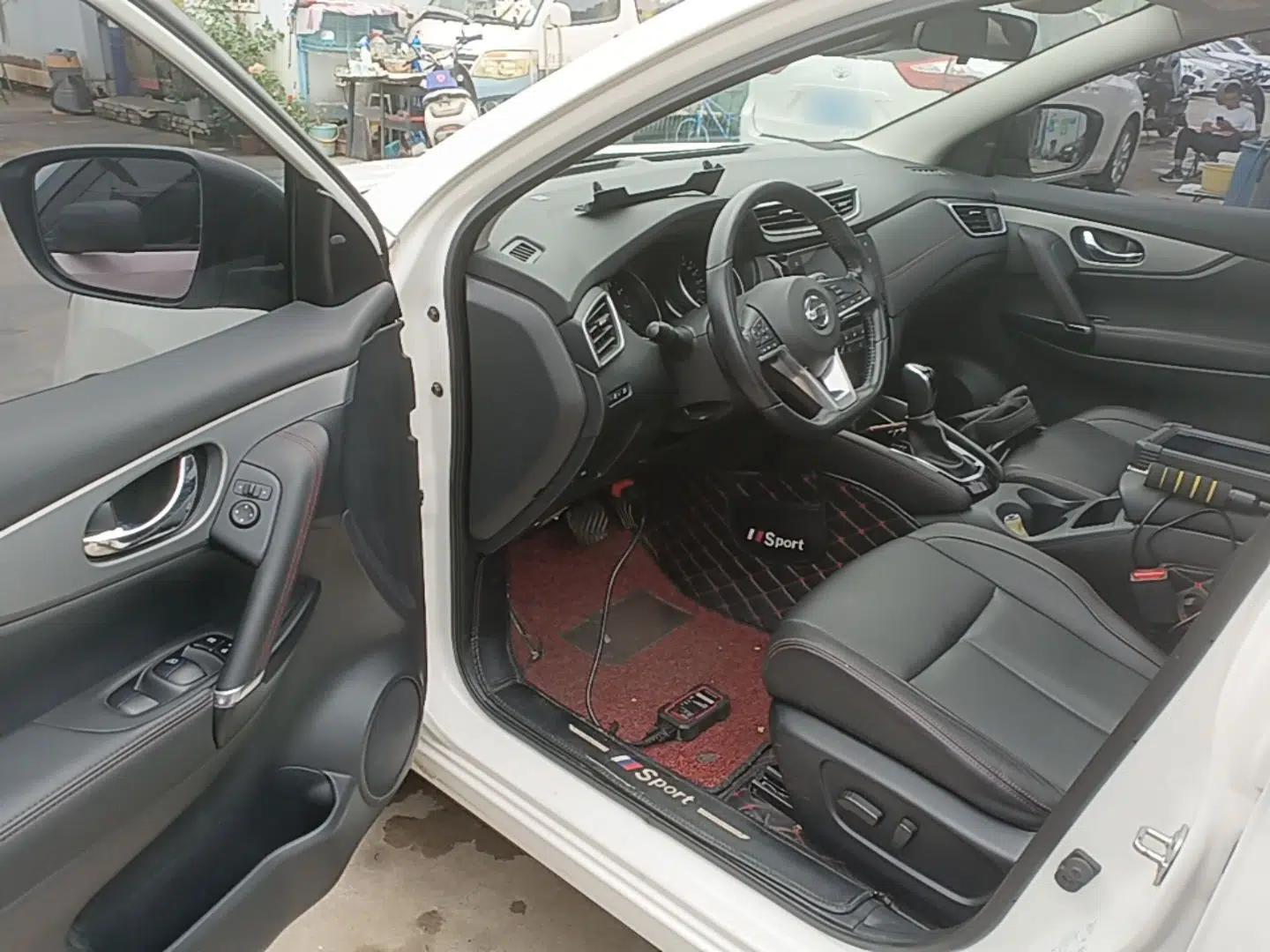 Nissan Qashqai 2021 2.0L CVT Luxury Edition — миниатюра 19