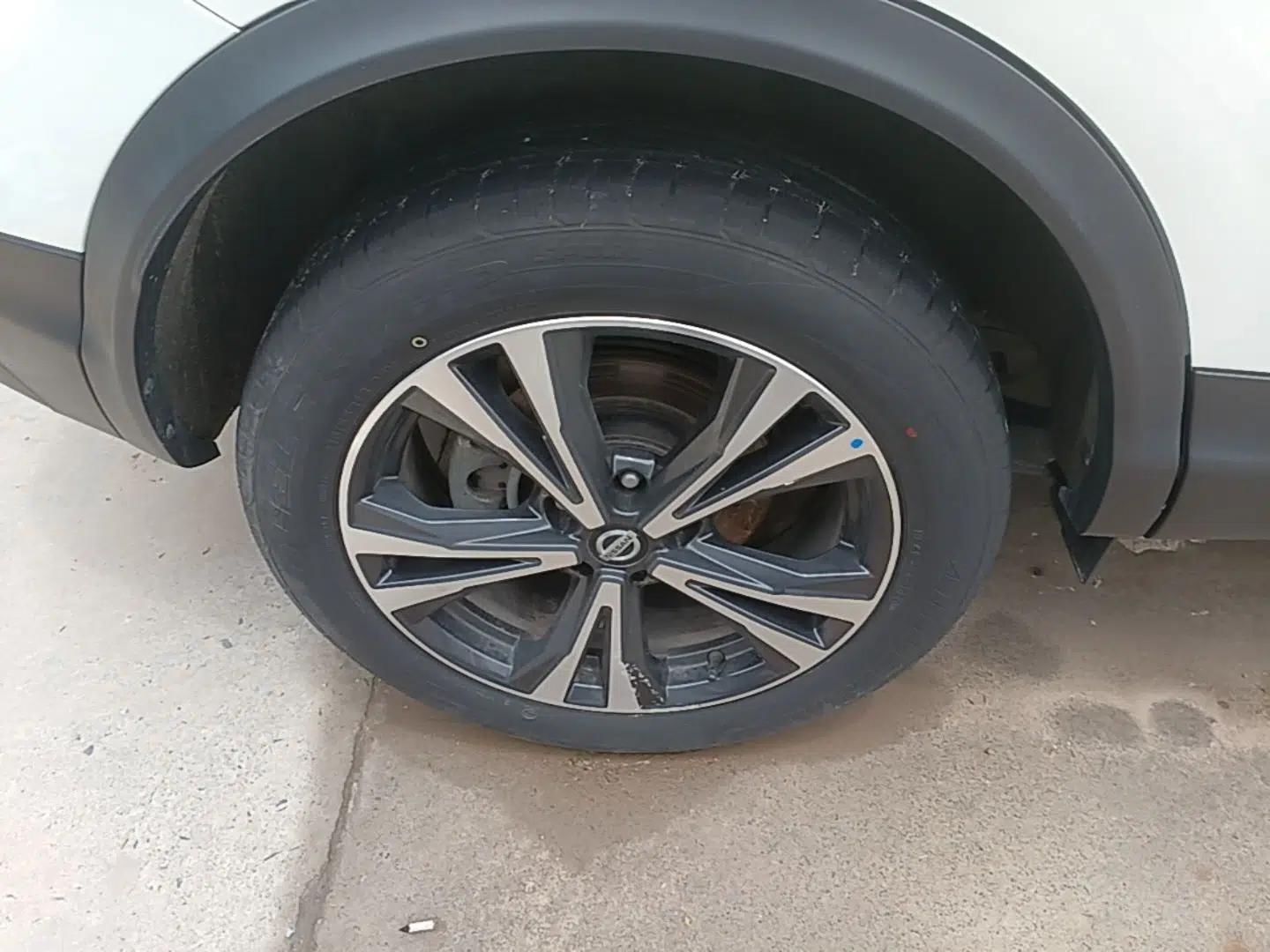 Nissan Qashqai 2021 2.0L CVT Luxury Edition — миниатюра 10
