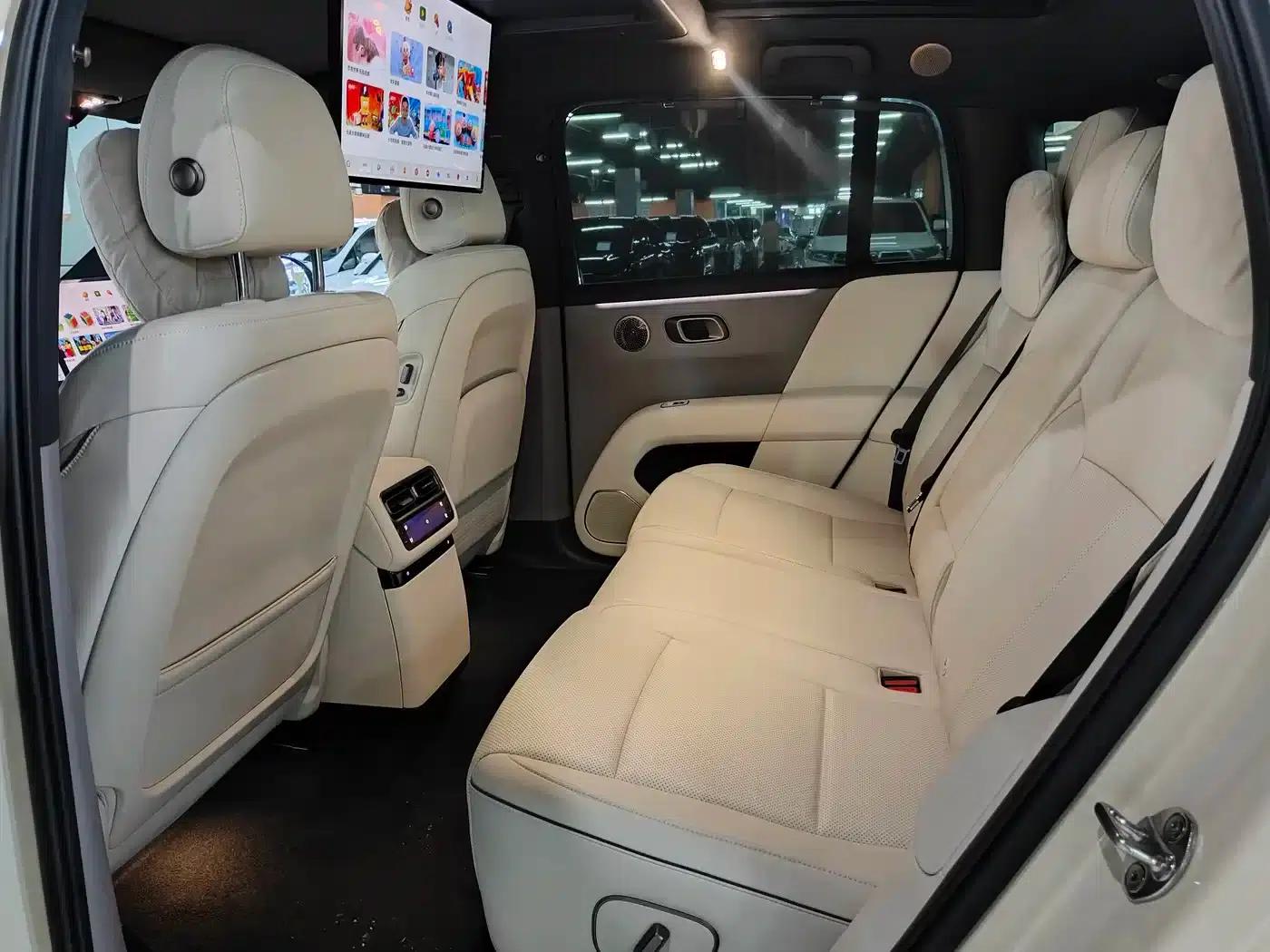 Li Auto i6 2025 Two-Wheel Drive Standard Edition — миниатюра 4