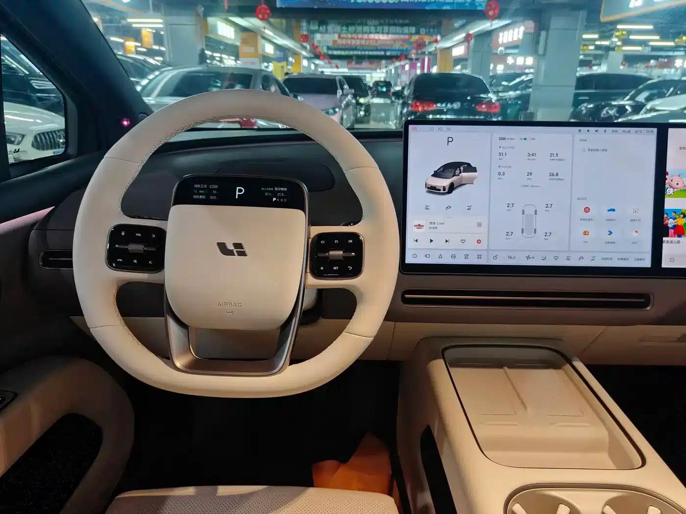 Li Auto i6 2025 Two-Wheel Drive Standard Edition — миниатюра 5