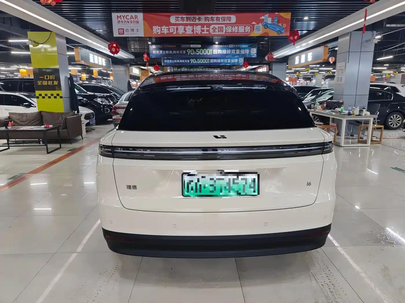 Li Auto i6 2025 Two-Wheel Drive Standard Edition — миниатюра 8