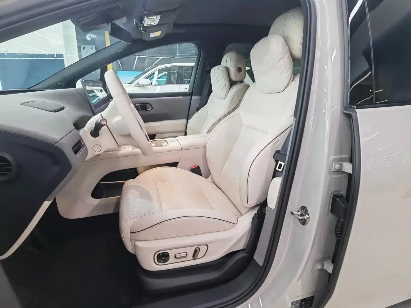 Li Auto i6 2025 Two-Wheel Drive Standard Edition — миниатюра 7