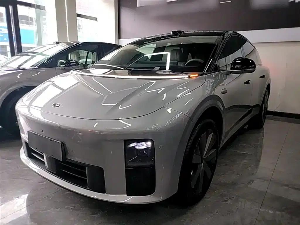 Li Auto i6 2025 Two-Wheel Drive Standard Edition — миниатюра 2