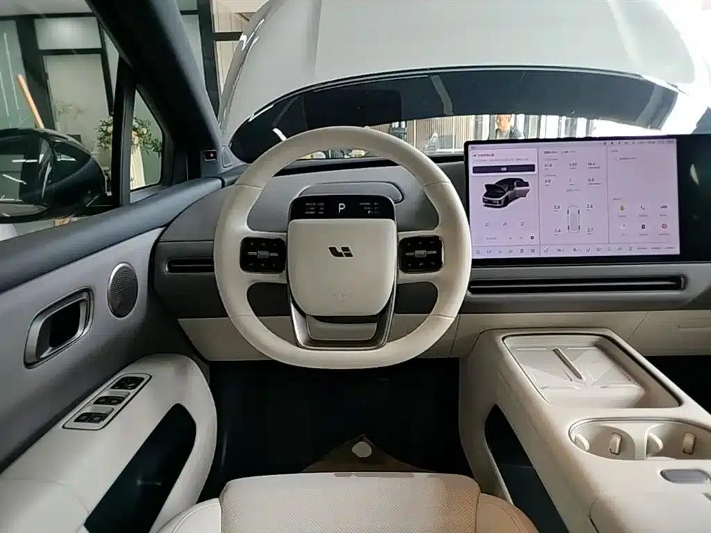 Li Auto i6 2025 Two-Wheel Drive Standard Edition — миниатюра 11