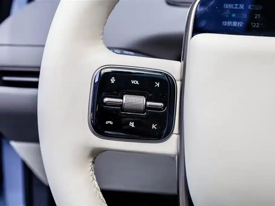 Li Auto i8 2025 Standard Edition — миниатюра 30