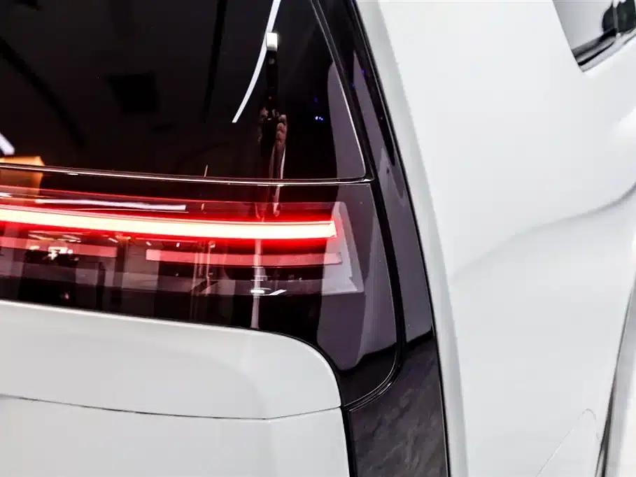 Li Auto MEGA 2025 Home Edition — миниатюра 36
