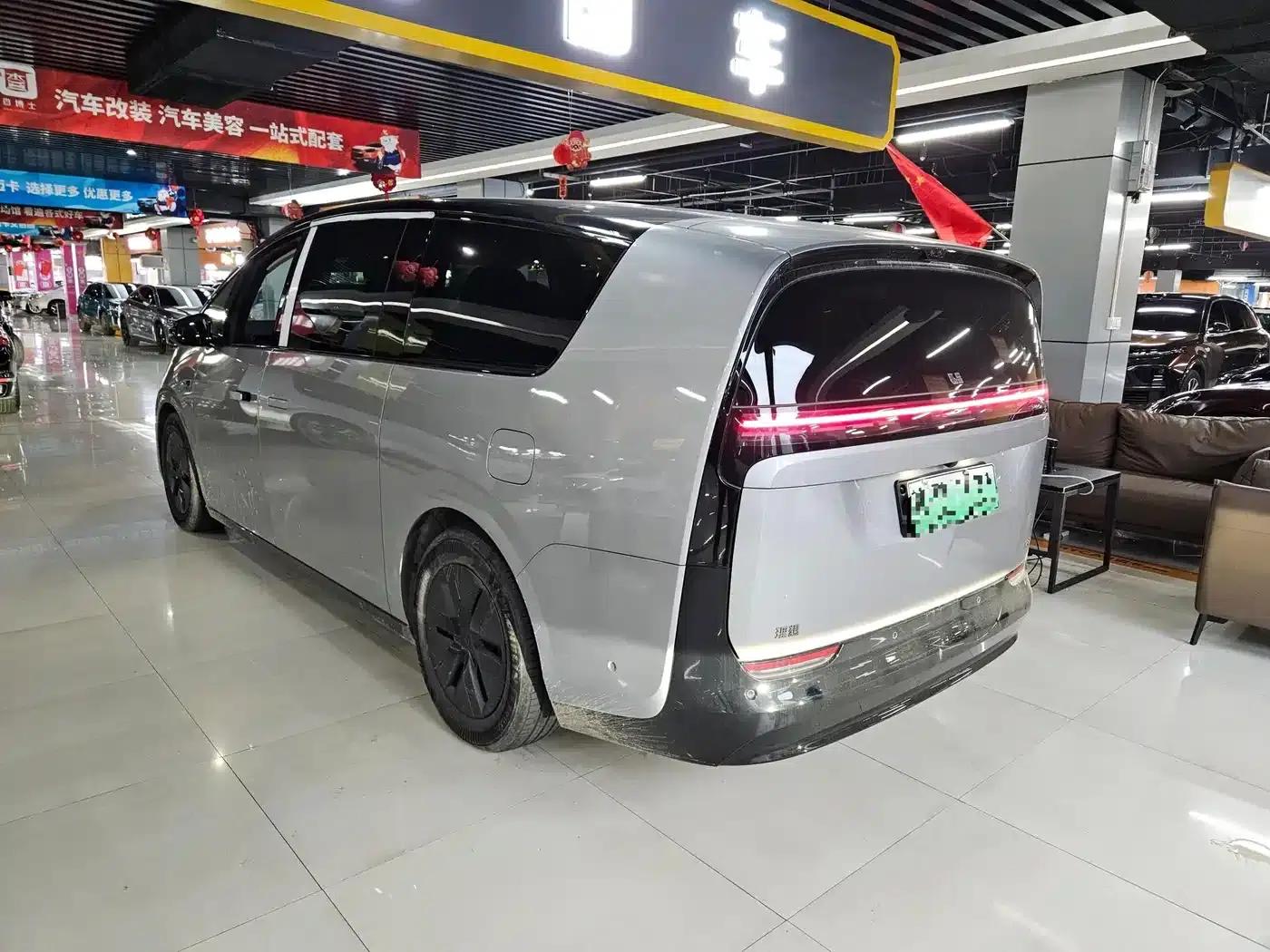 Li Auto MEGA 2024 Ultra — миниатюра 9