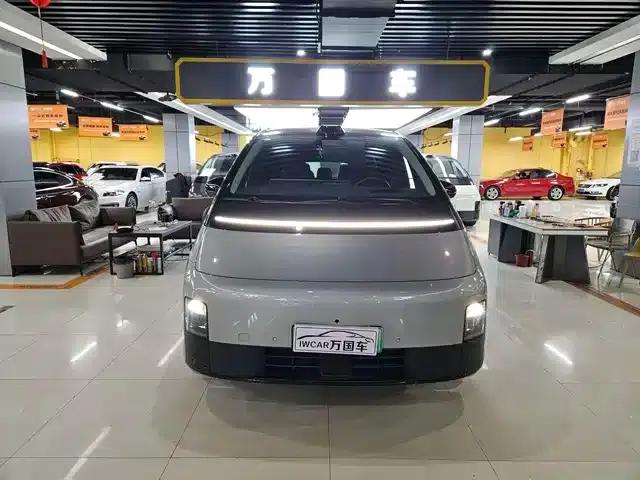 Li Auto MEGA 2024 Ultra