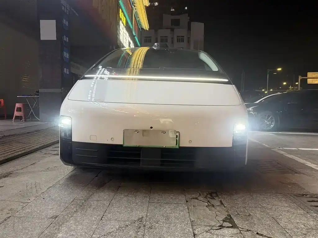 Li Auto MEGA 2024 Ultra — миниатюра 5