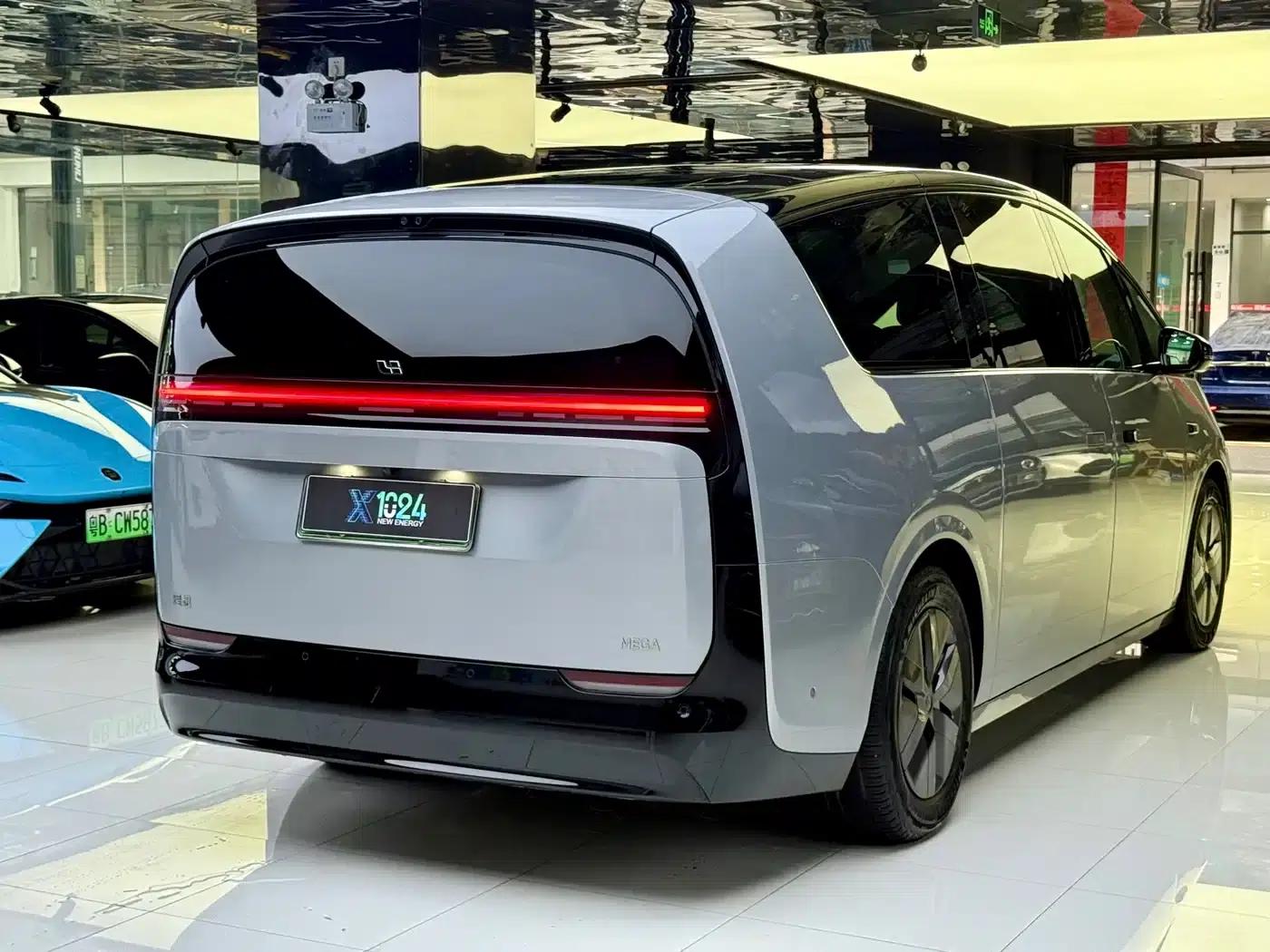 Li Auto MEGA 2024 Ultra — миниатюра 13