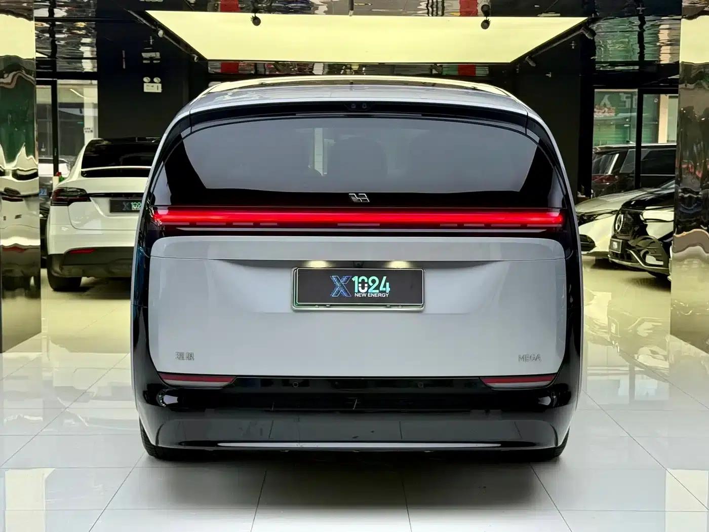 Li Auto MEGA 2024 Ultra — миниатюра 14