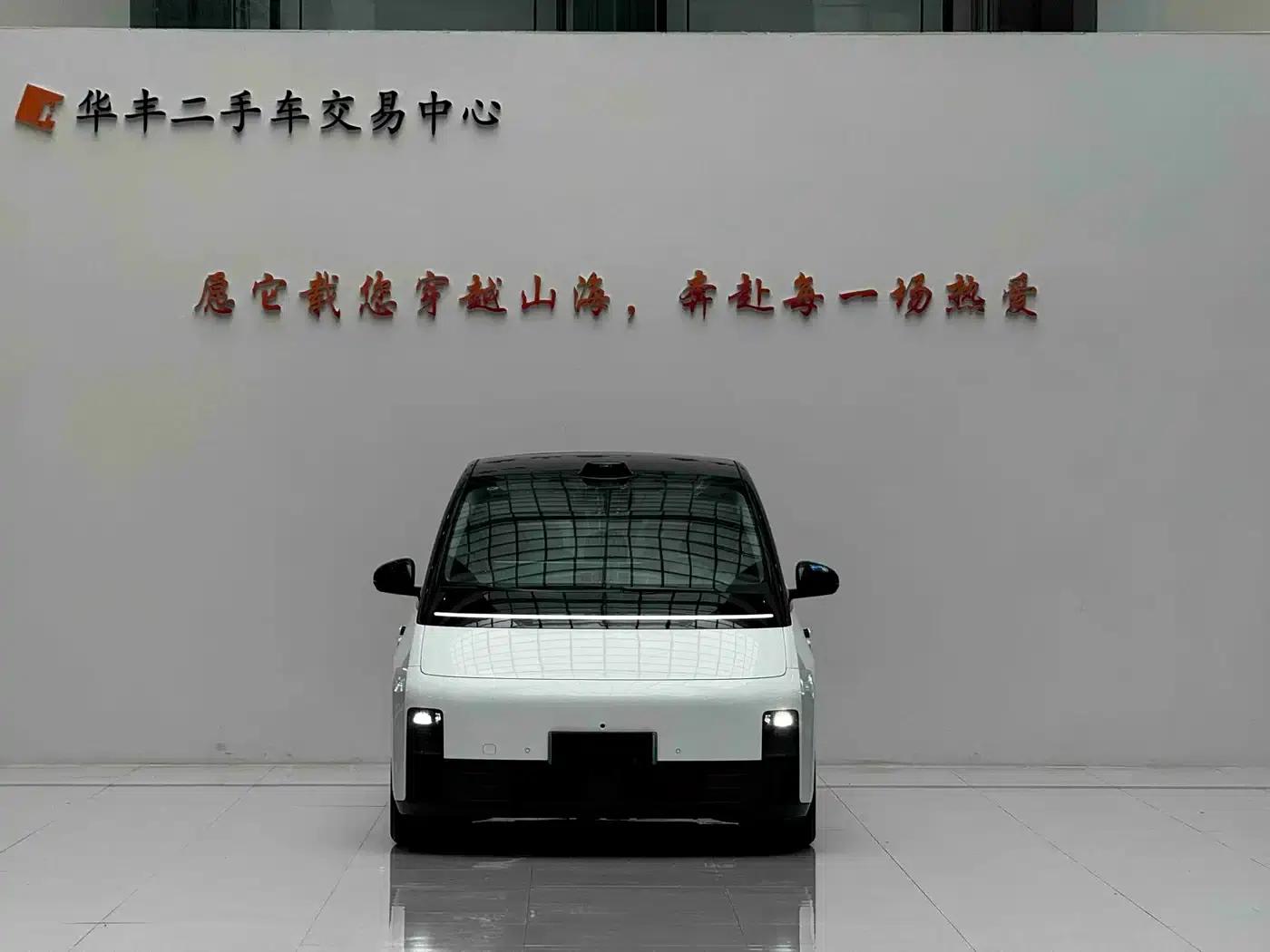Li Auto MEGA 2024 Ultra — миниатюра 2