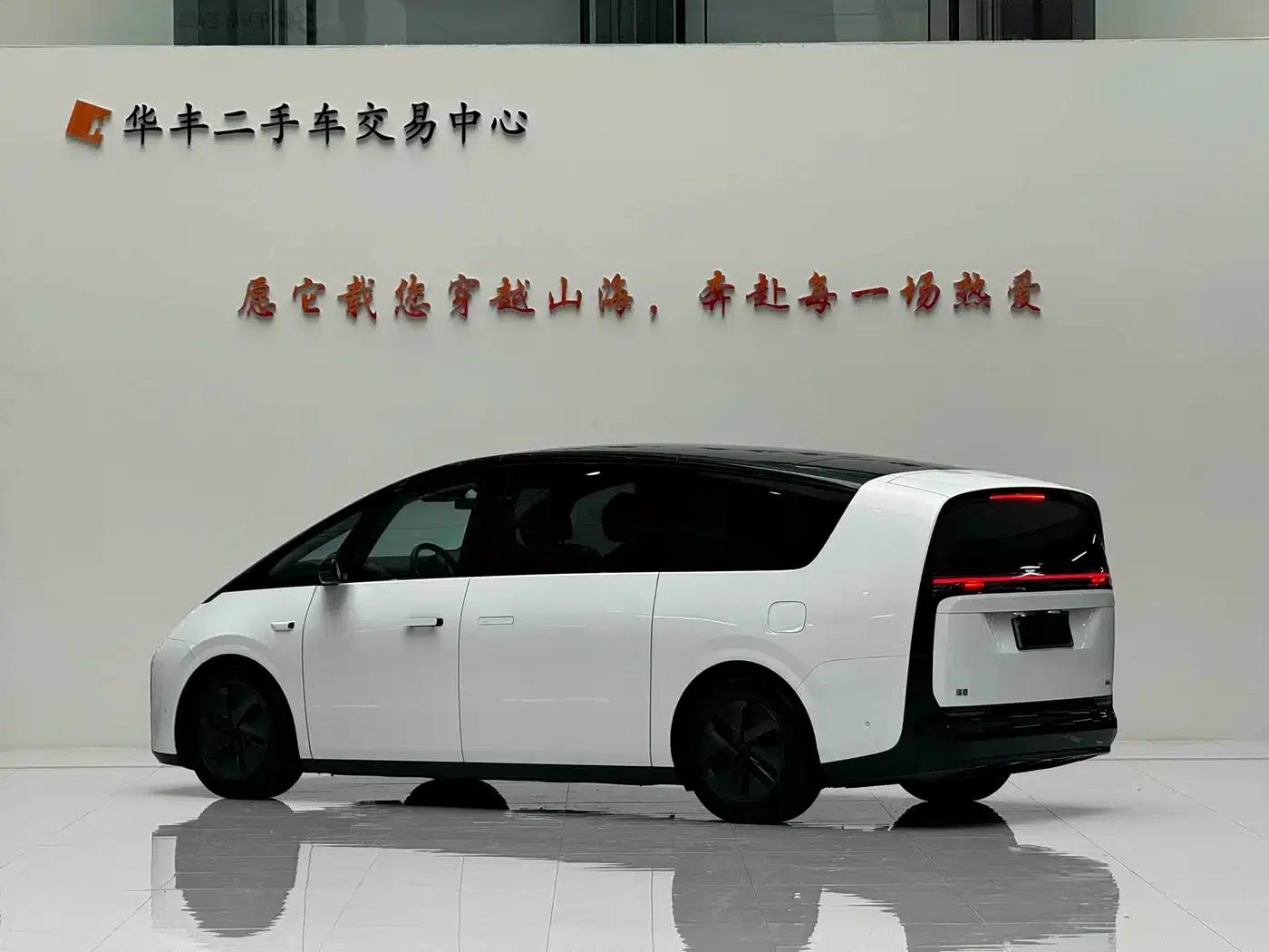 Li Auto MEGA 2024 Ultra — миниатюра 7