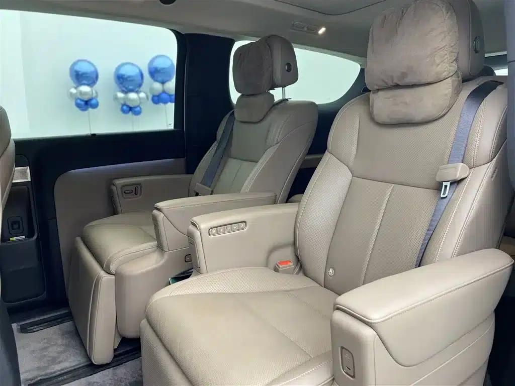 Li Auto MEGA 2025 Home Edition — миниатюра 6