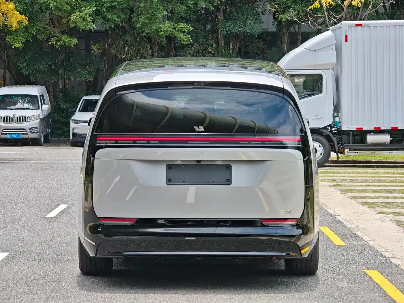Li Auto MEGA 2024 Ultra — миниатюра 6